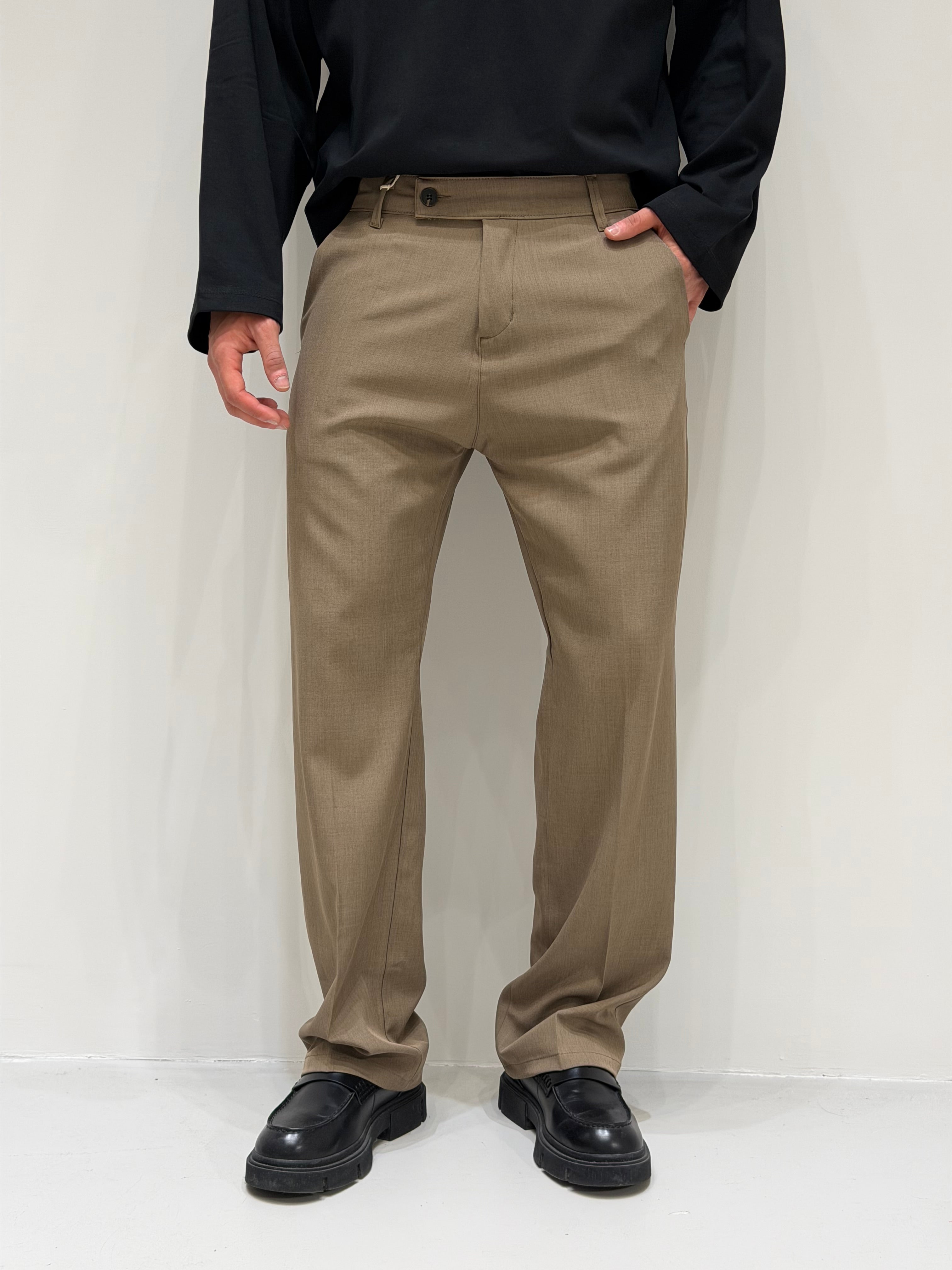 Pantalón de pierna ancha – comodidad y estilo