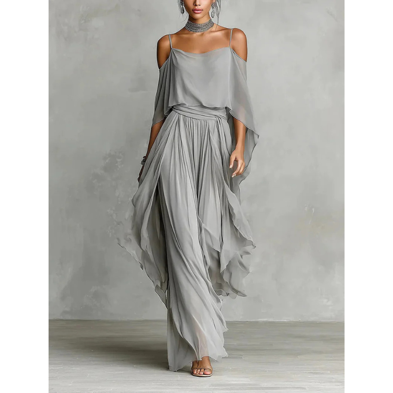 Isabela | Elegante Vestido Largo de Gasa con Hombros Descubiertos y Capas Fluidas