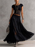 VANESSA - Conjunto boho oscuro con crop top y falda de encaje, estilo único y en tendencia