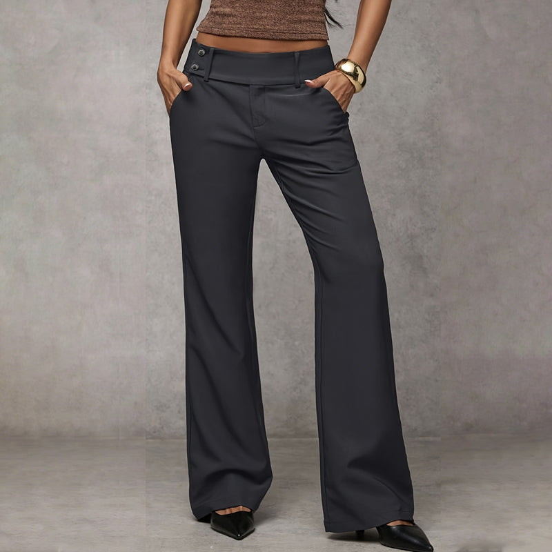 Pantalón de traje para mujer con pernera acampanada – elegante, cómodo y atemporal
